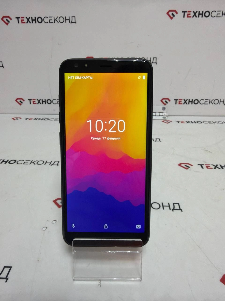 Смартфон Prestigio Muze E5 LTE (черный)