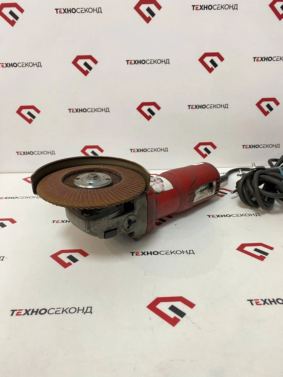 Угловая шлифмашина Milwaukee AG 9-125 XE 