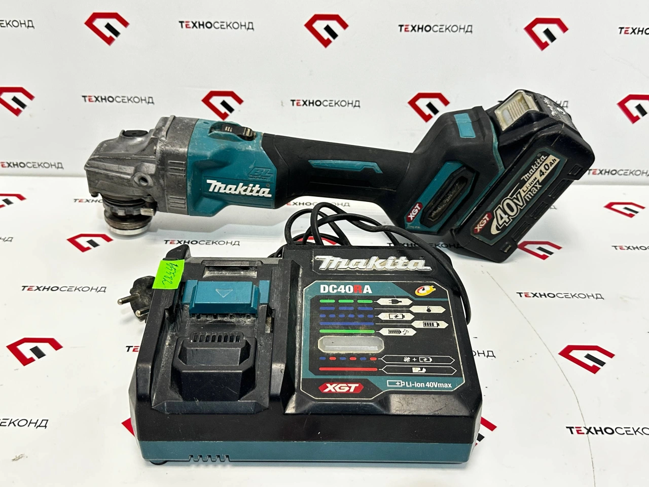 Угловая шлифмашина Makita GA005GM101