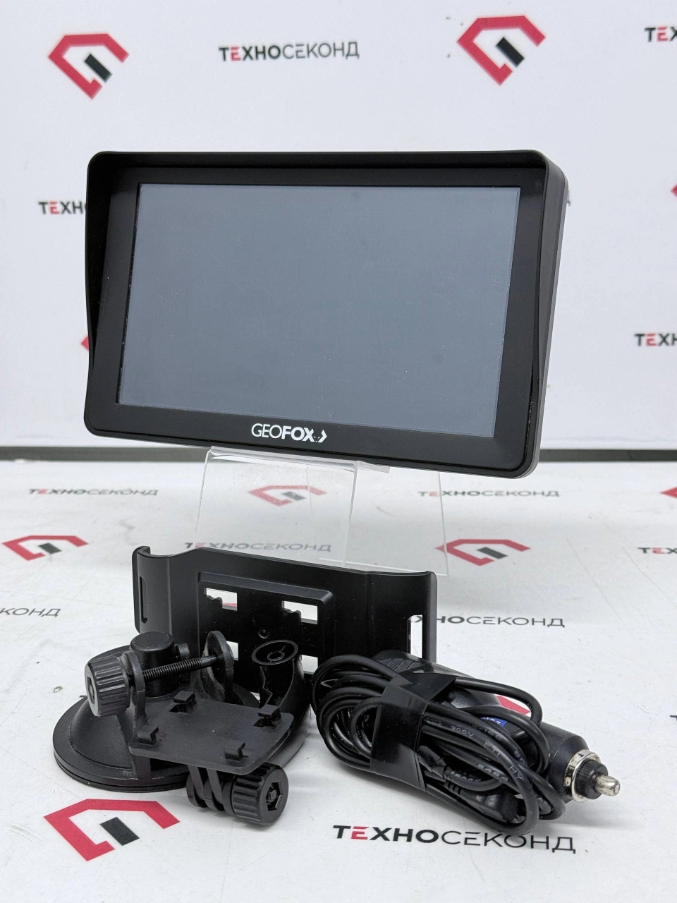 GPS навигатор GEOFOX MID 704X