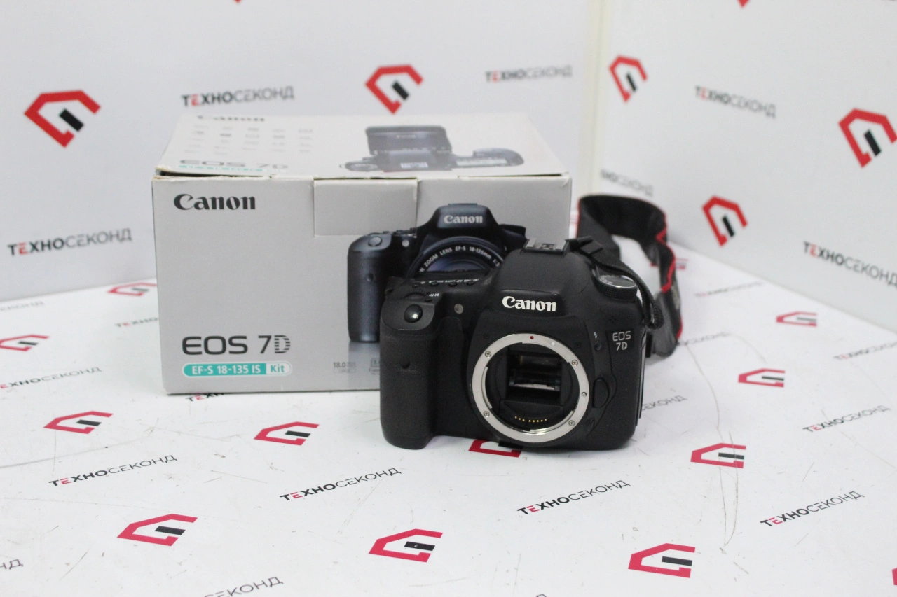 Зеркальный фотоаппарат Canon EOS 7D Body