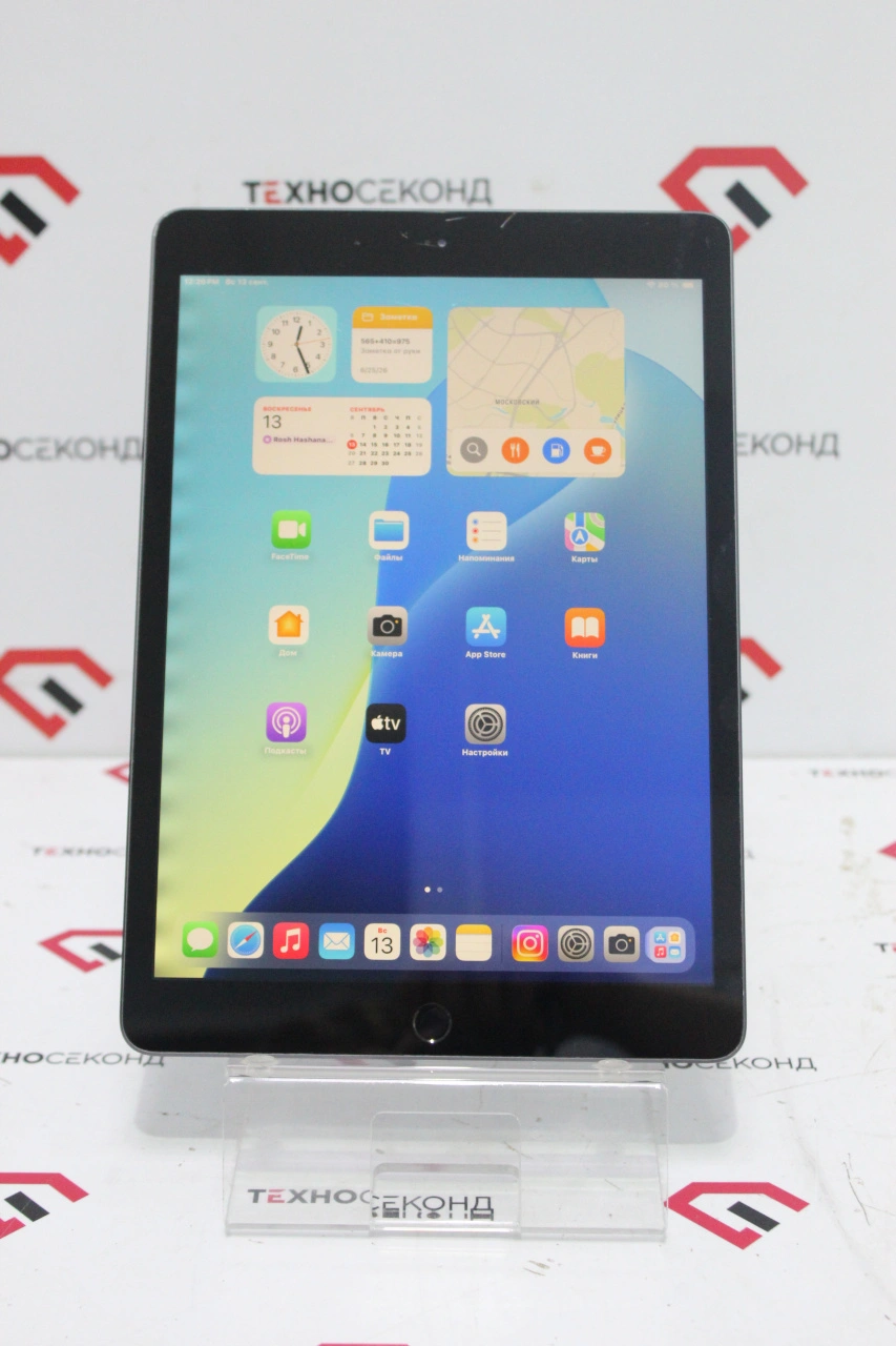 Планшет Apple iPad 10.2 32GB MW742