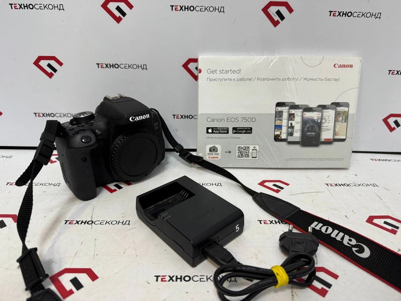 Фотоаппарат Canon EOS 750D Kit 18-55mm IS STM