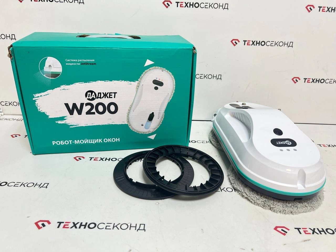 Робот для чистки окон Даджет dBot W200