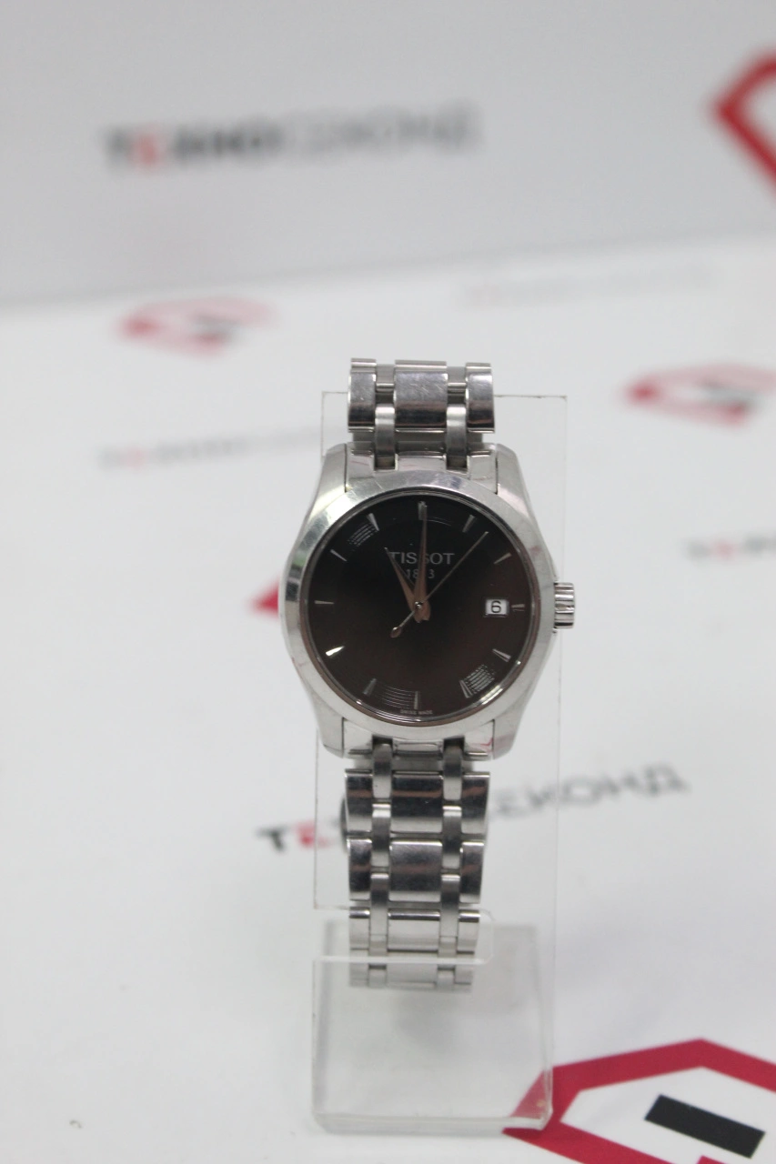 Наручные часы Tissot Couturier Lady T035.210.11.051.01