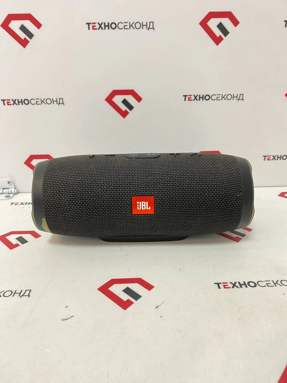 портативная колонка JBL Charge 3