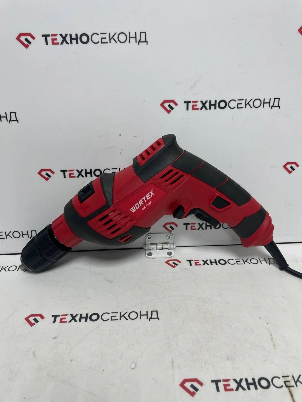 Ударная дрель Wortex DS 1308