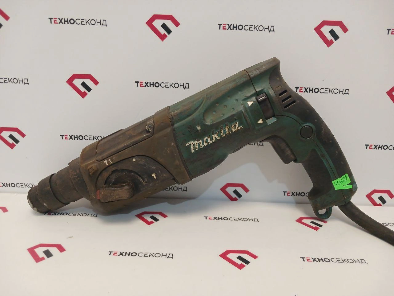 Перфоратор Makita HR 2470