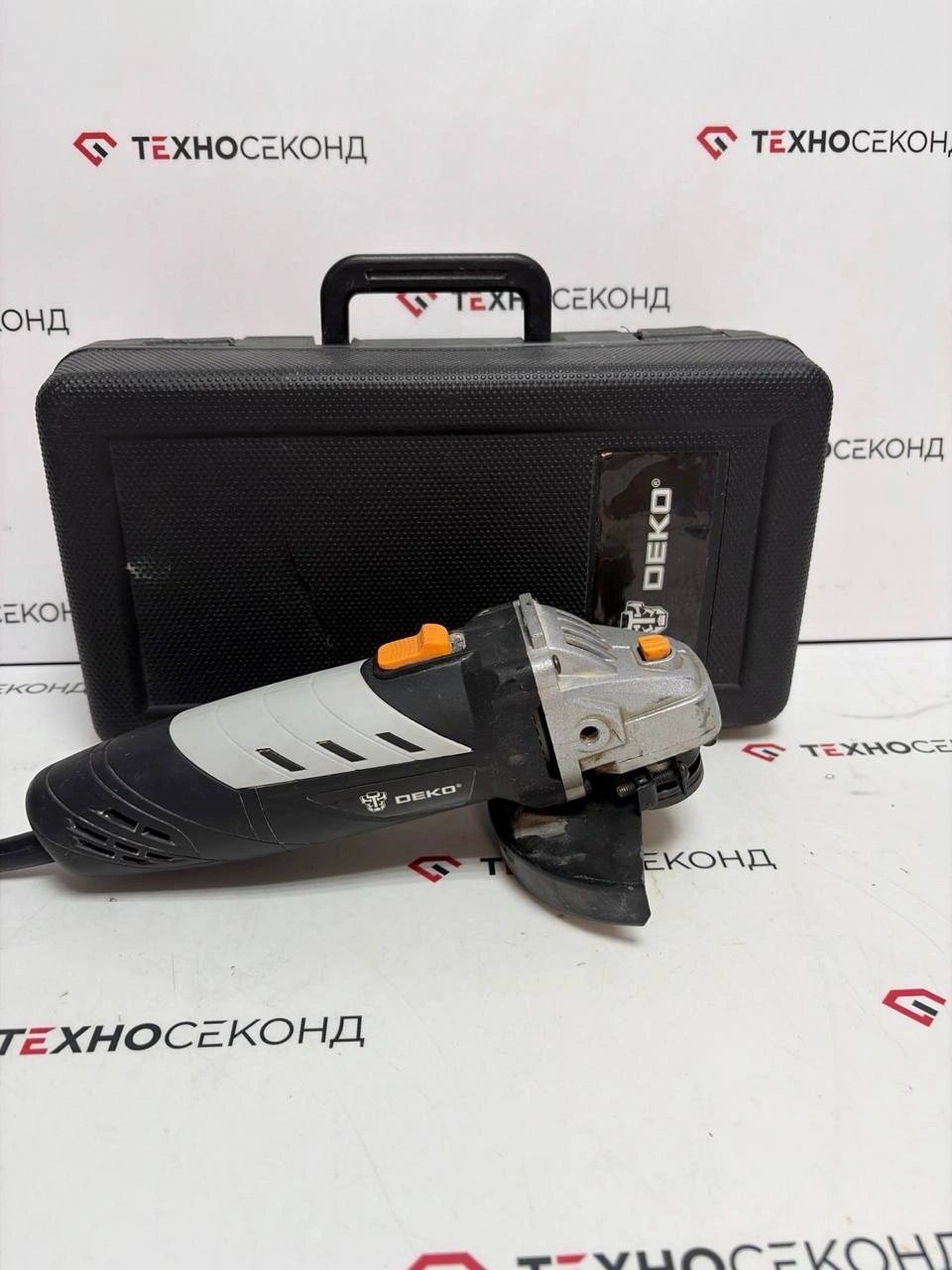 Угловая шлифмашина Deko DKAG650W
