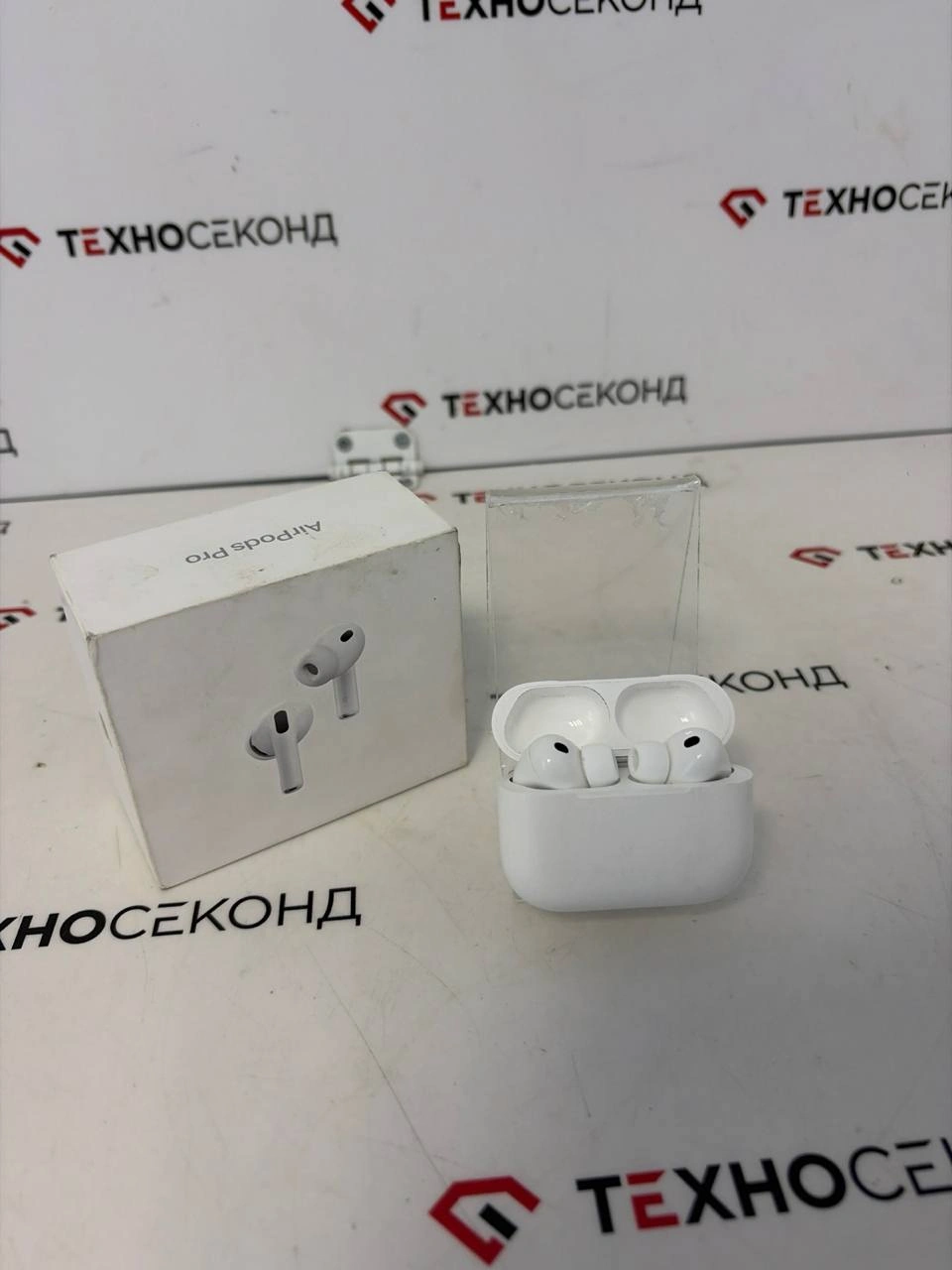 Наушники Apple AirPods Pro 3