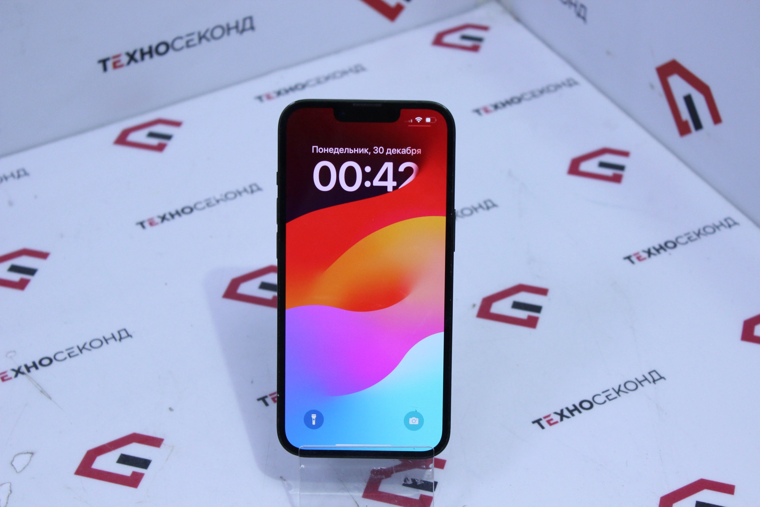 Смартфон Apple iPhone 13 128GB 