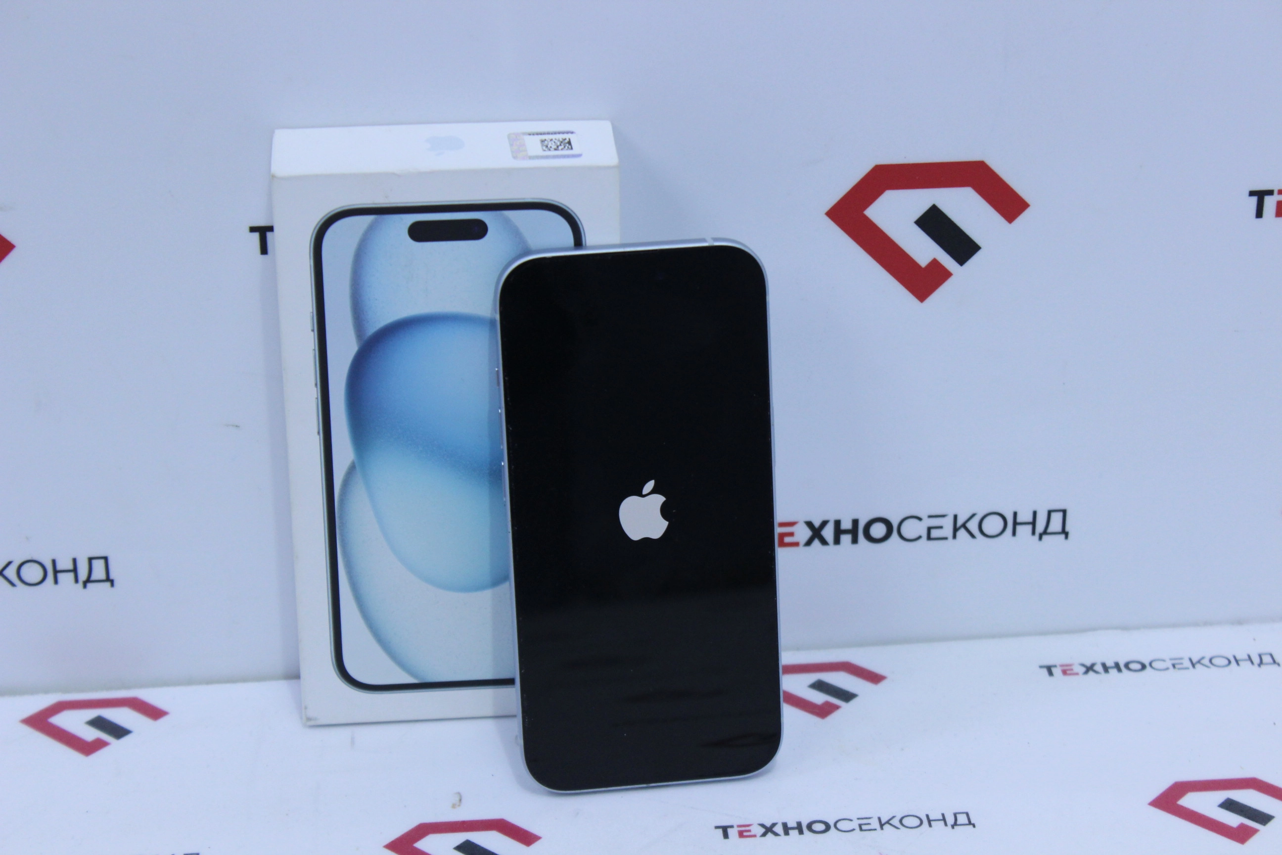 Смартфон Apple iPhone 15 128GB