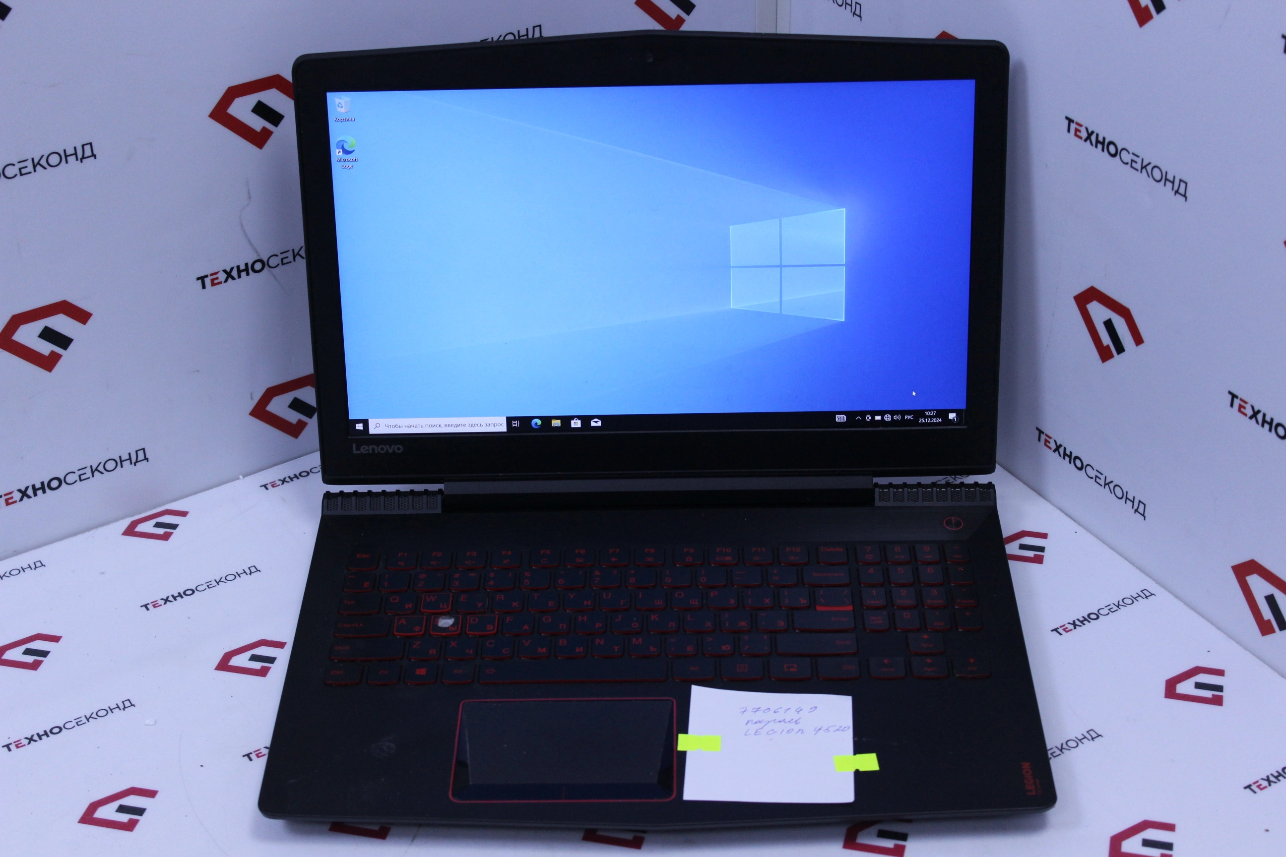 Игровой ноутбук Lenovo Legion Y520-15IKBN [80WK00CHPB]