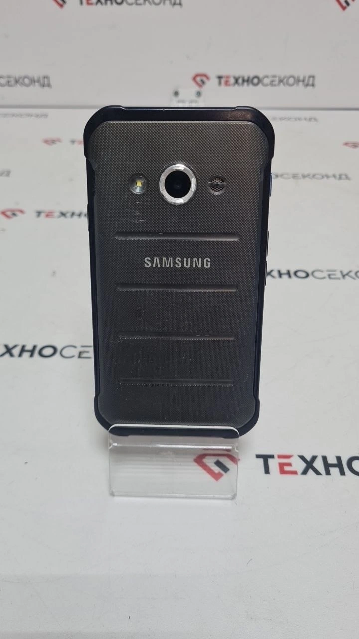 Смартфон Samsung Galaxy Xcover 3