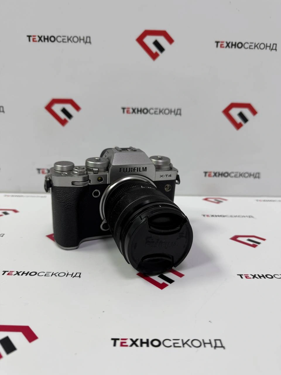 Беззеркальный фотоаппарат Fujifilm X-T4 Kit 18-55mm