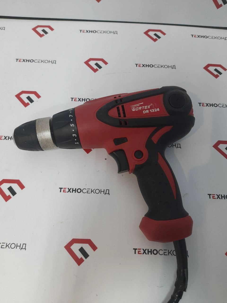 Дрель-шуруповерт Wortex DR 1324