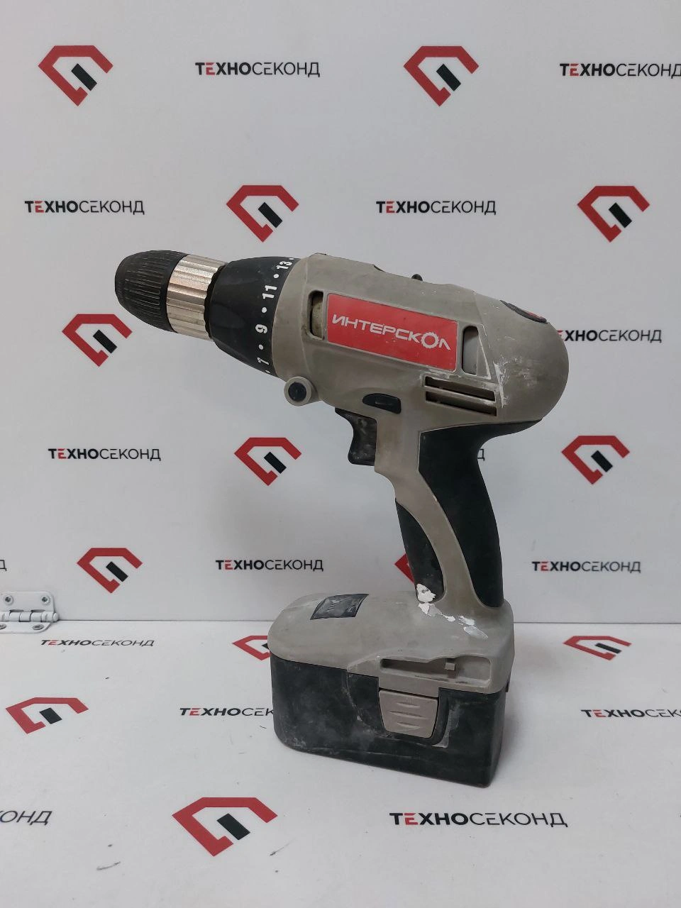 Дрель-шуруповерт Интерскол ДА-18ЭР