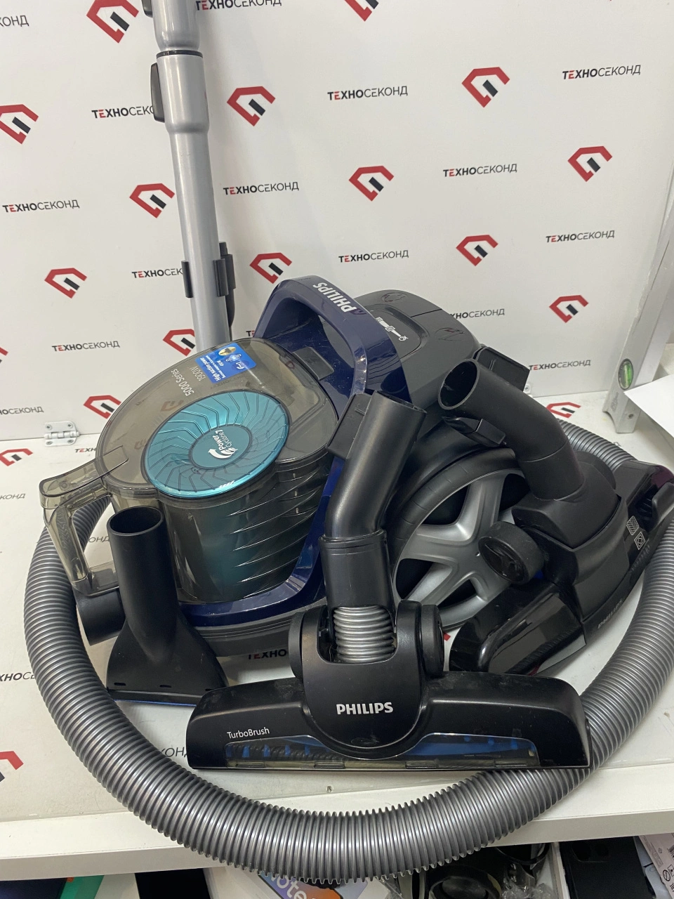 Пылесос Philips FC9573 (насадки)