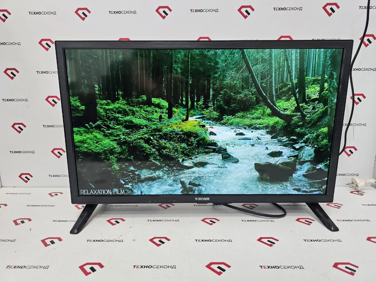 Телевизор V-Home 24LH1211 
