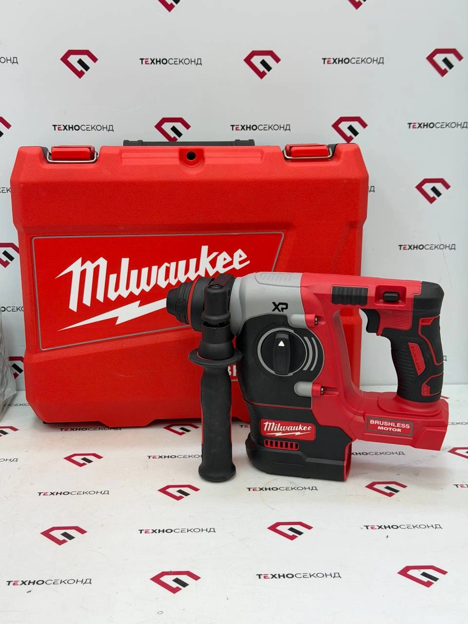 Перфоратор аккумуляторный Milwaukee  КОПИЯ!