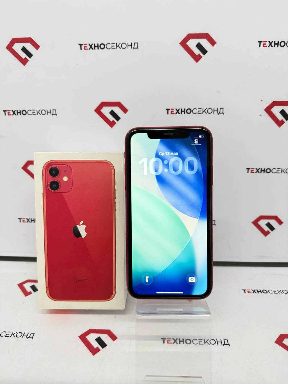 Телефон Apple iPhone 11 64GB
