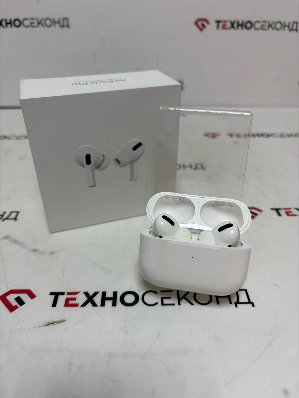 Наушники Apple AirPods Pro