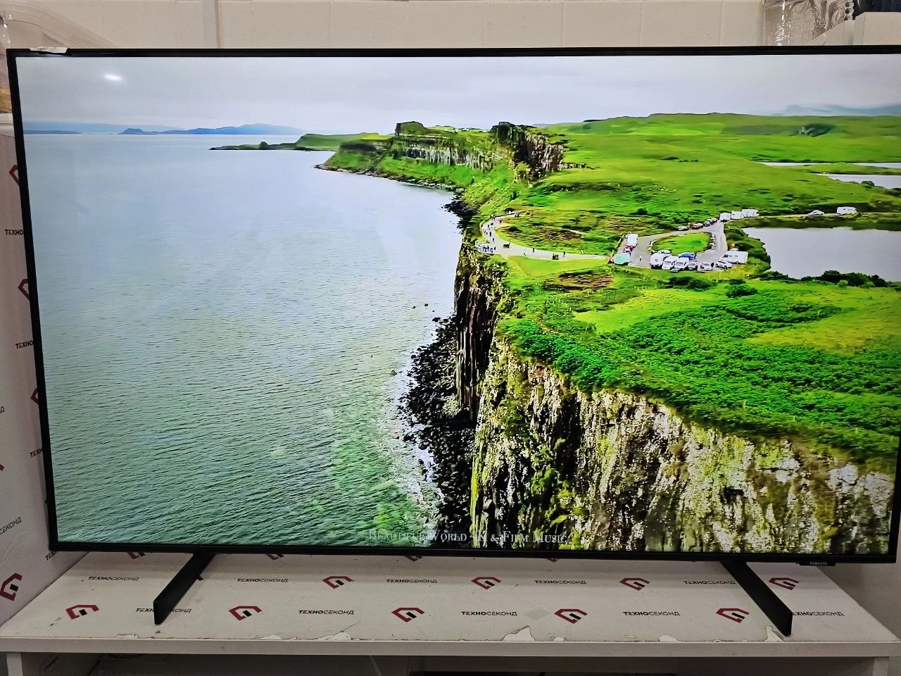 Телевизор Samsung UE50AU8000UXRU
