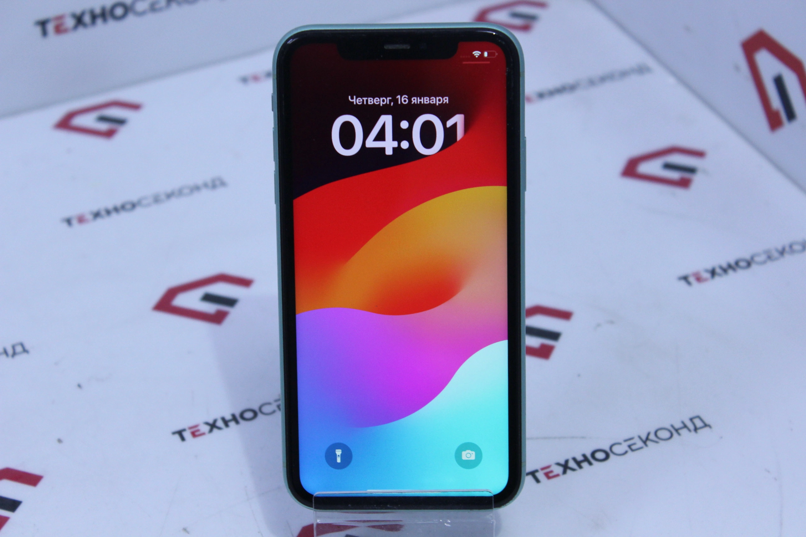 Смартфон Apple iPhone 11 64GB 