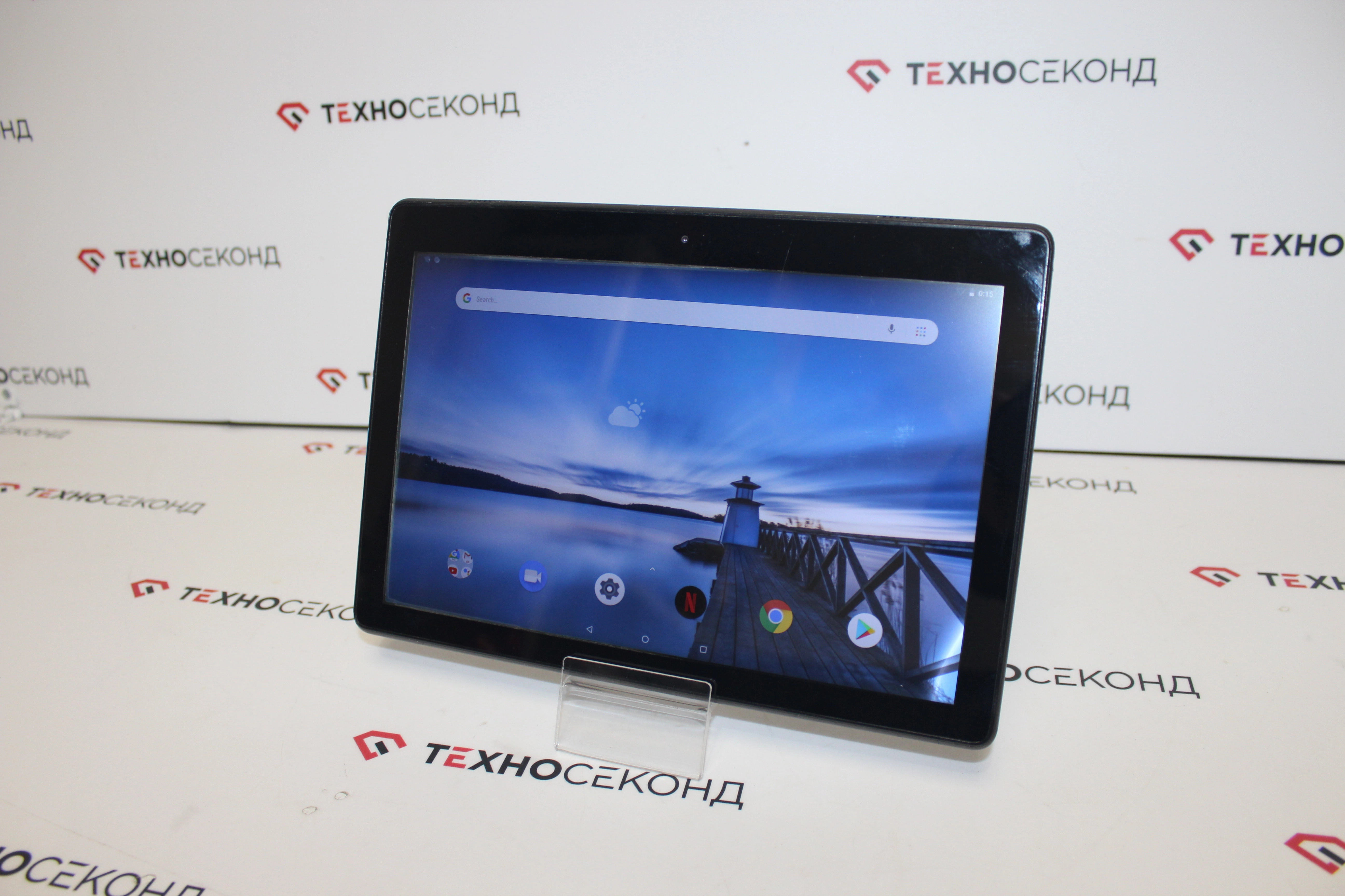 Планшет Lenovo Tab E10 TB-X104F 16GB ZA470007RU