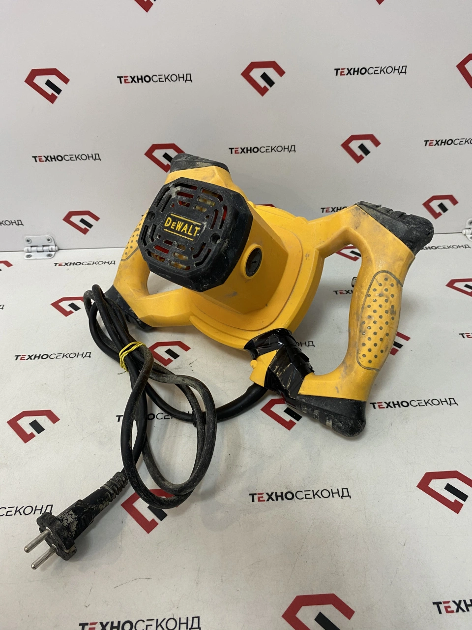 Строительный миксер Dewalt DW01800 (копия) 