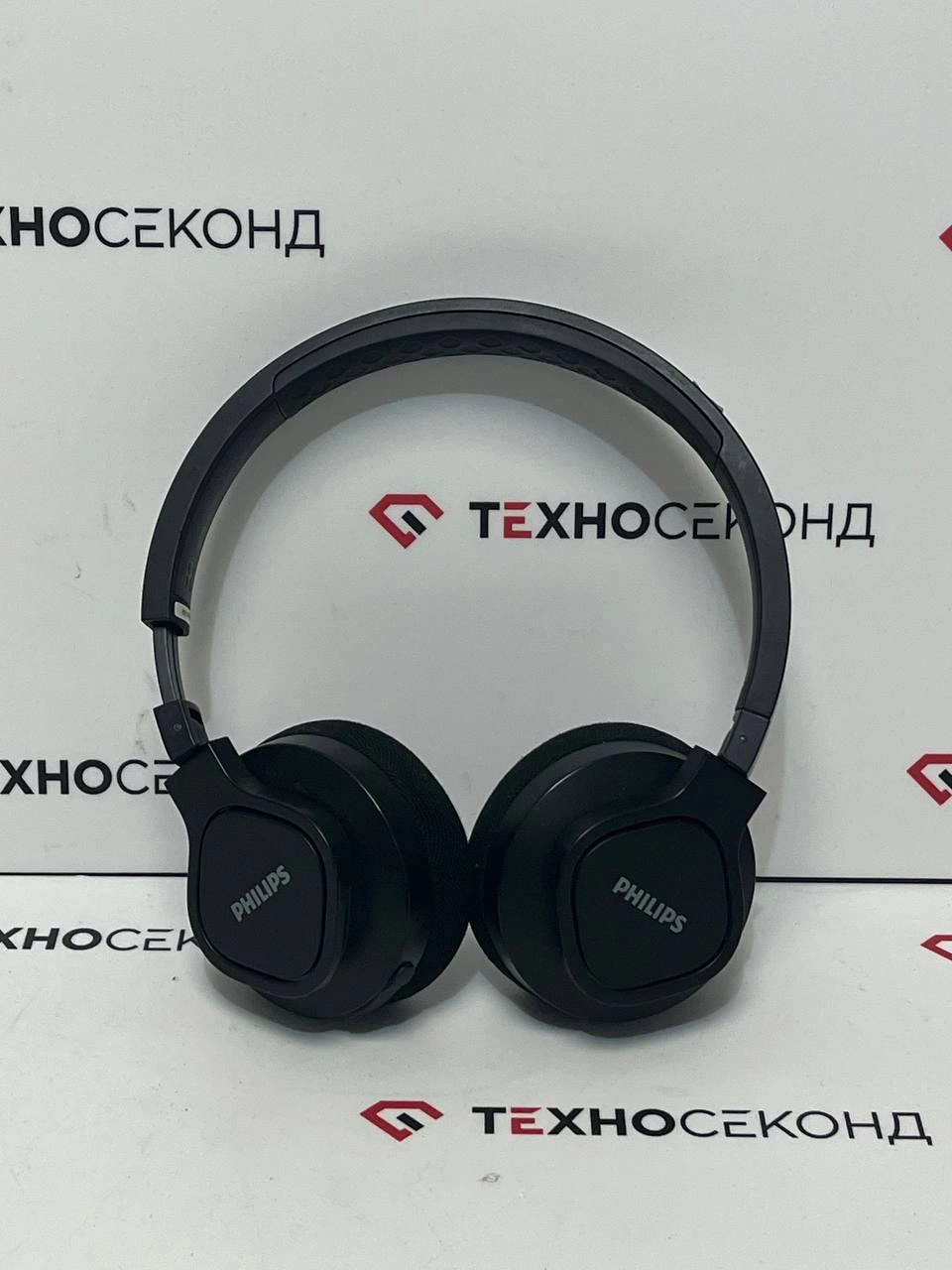 Наушники Philips TAA4216