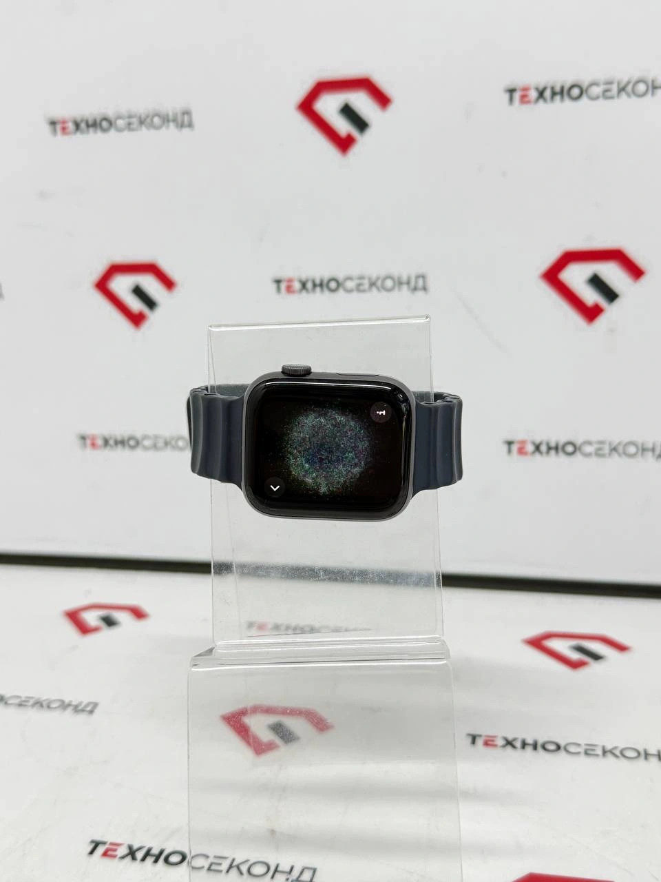 Умные часы Apple Watch Series 5 44 мм