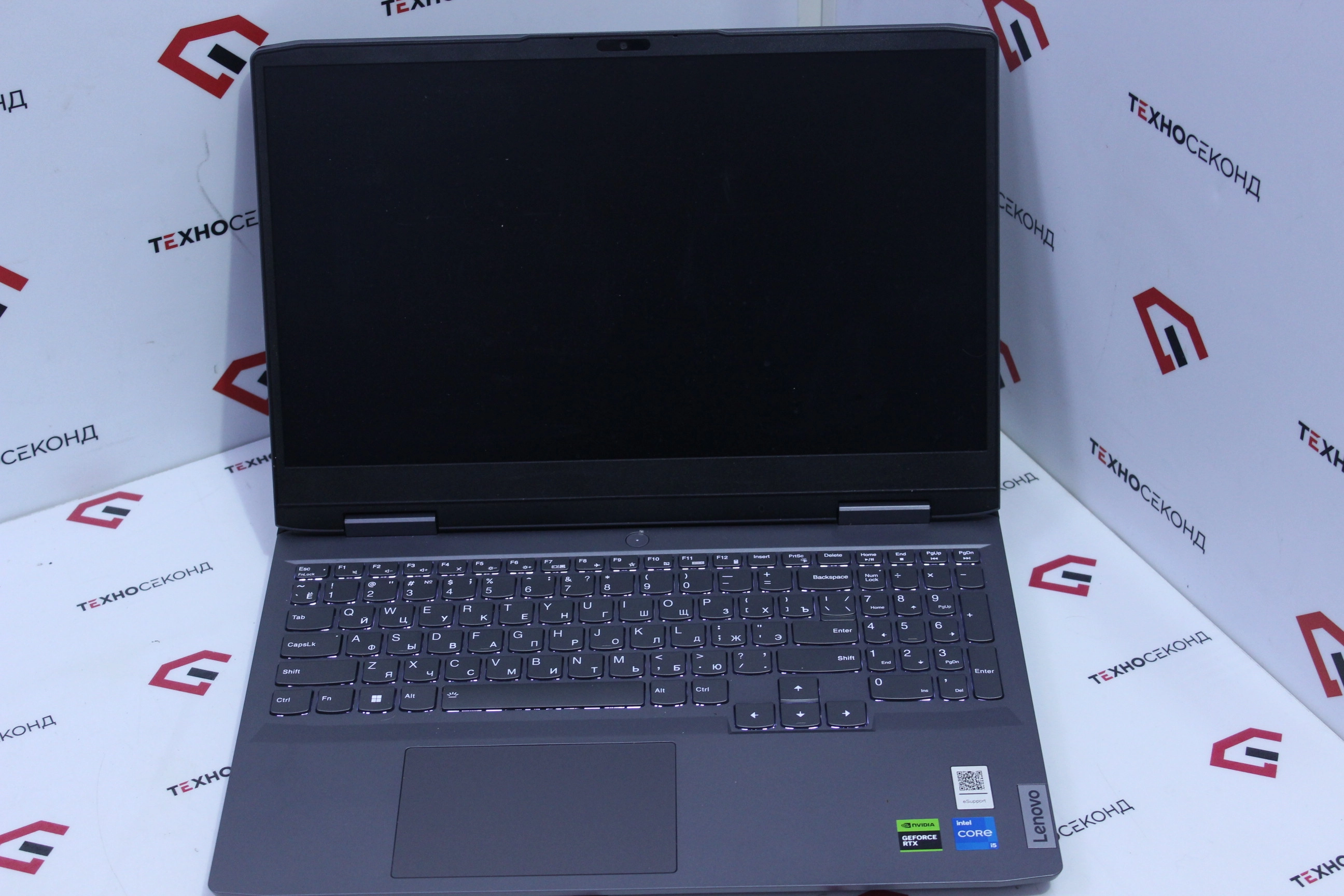 Игровой ноутбук Lenovo LOQ 15IRH8 82XV00QURK