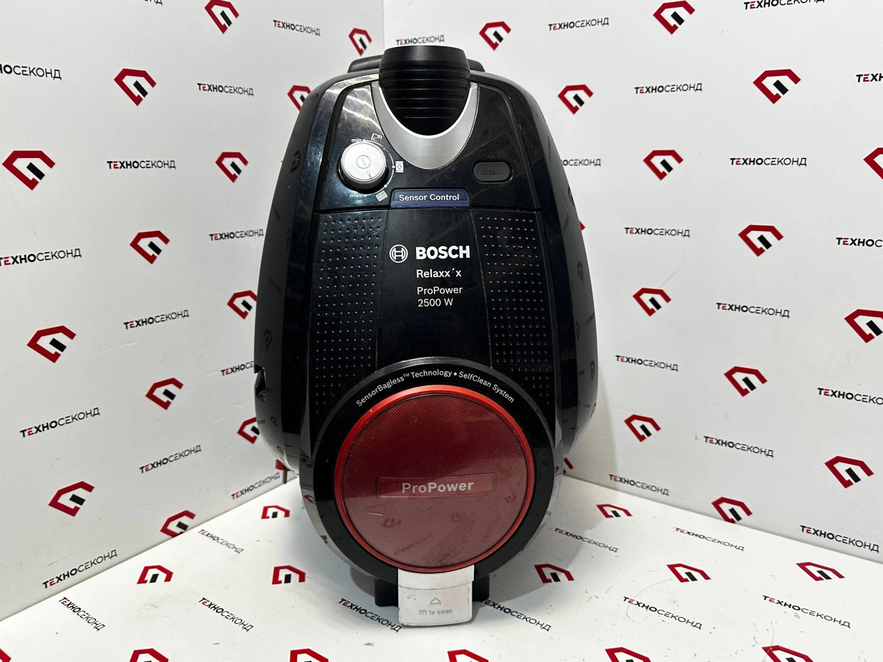 Пылесос Bosch BGS52530