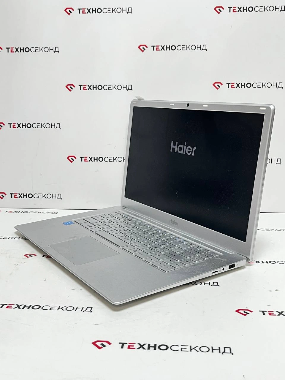 Ноутбук Haier U1520SD