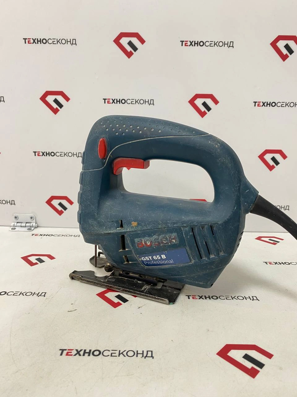 Электролобзик Bosch GST 65 B Professional 