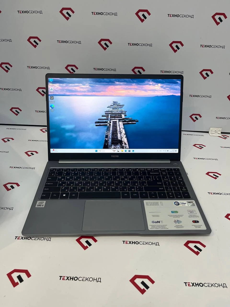 Ноутбук Tecno Megabook T1