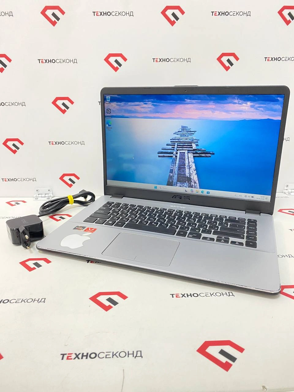 Ноутбук ASUS VivoBook 15 X505ZA-BR104