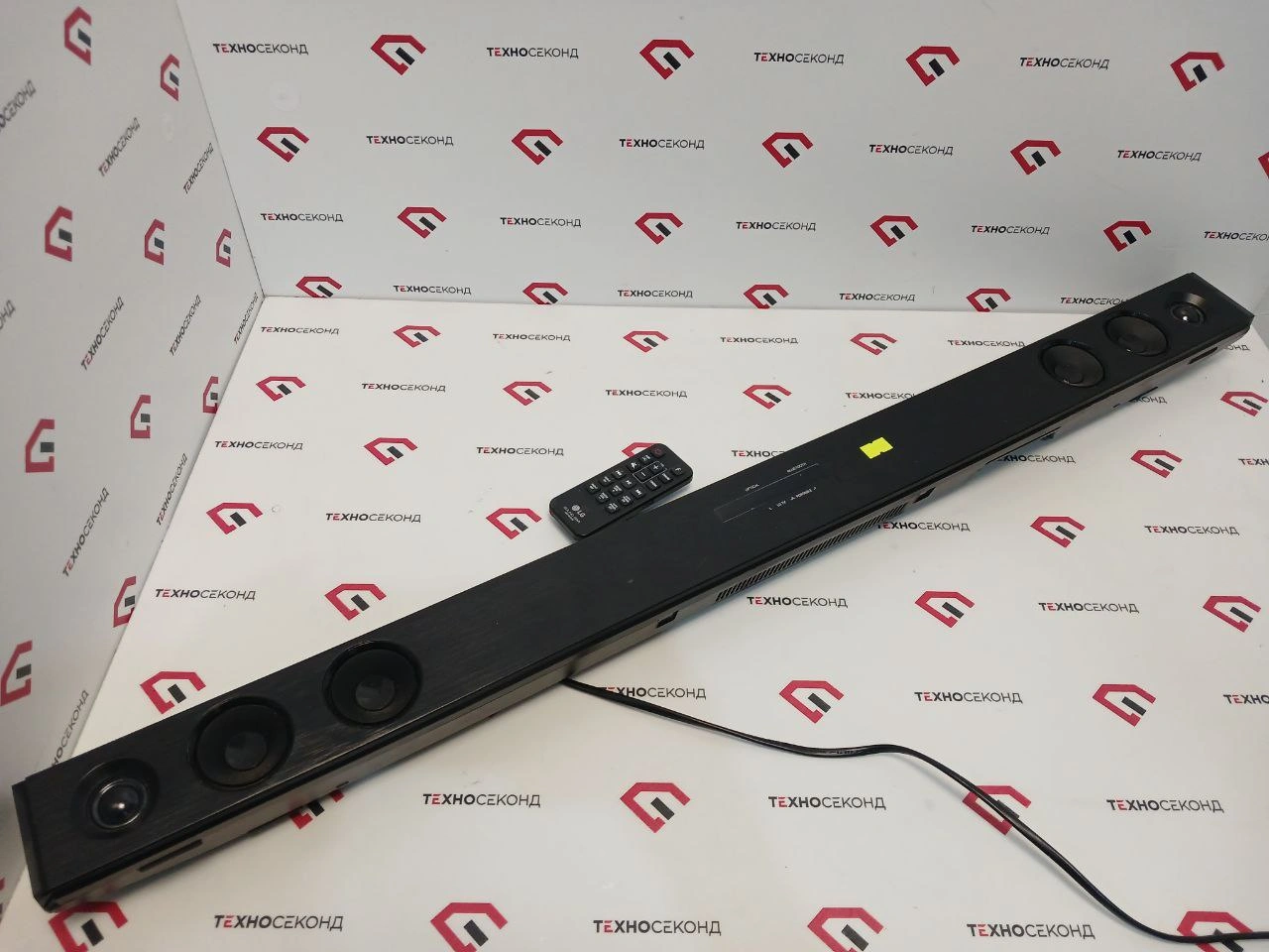Звуковая панель LG SQC2 (без сабвуфера) 
