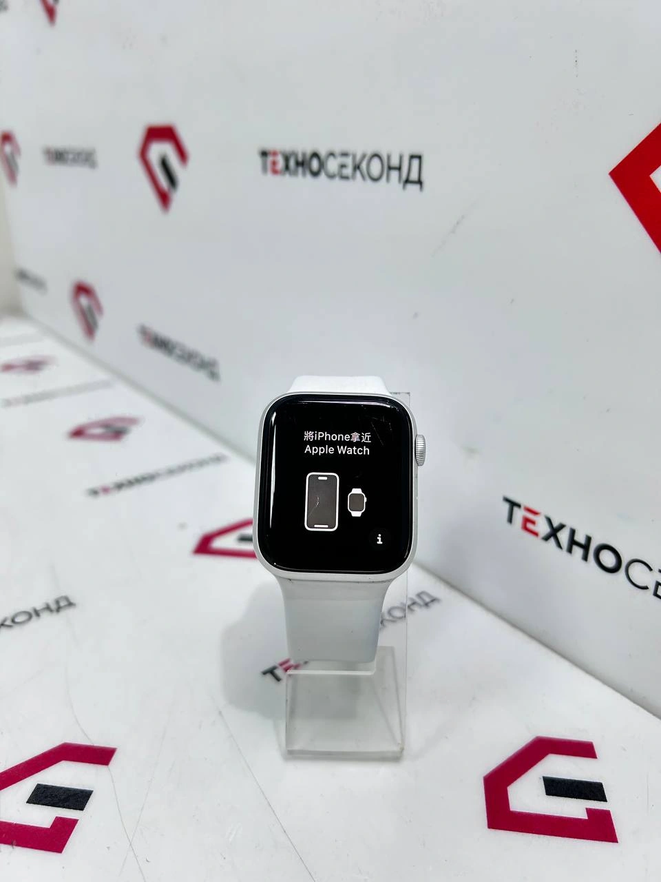 Умные часы Apple Watch Series 4 40 мм (алюминий серебристый/белый) РЕМОНТ/ЗАПЧАСТИ
