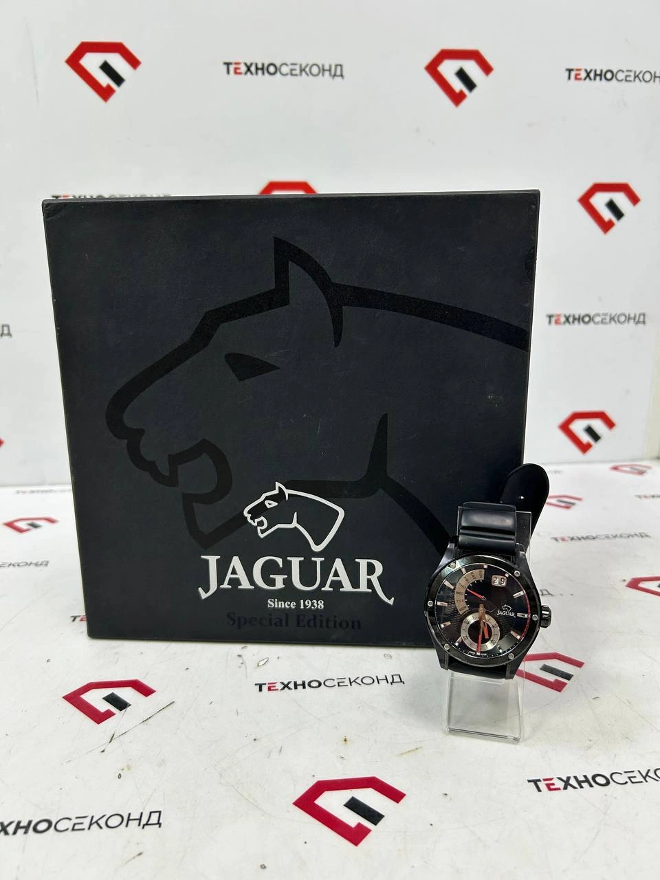 Швейцарские наручные часы Jaguar J681