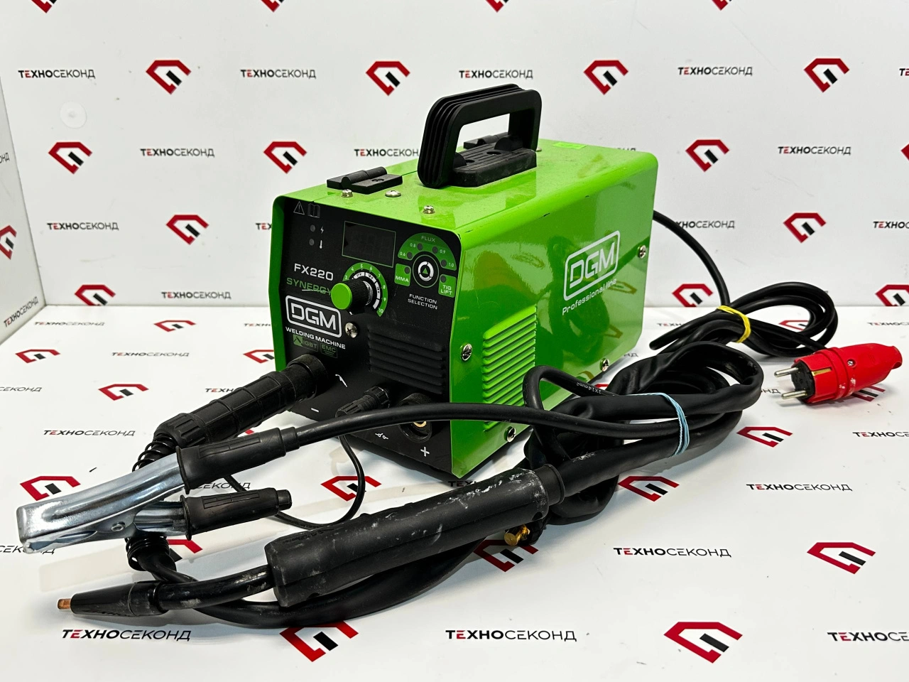 Сварочный инвертор DGM FX220