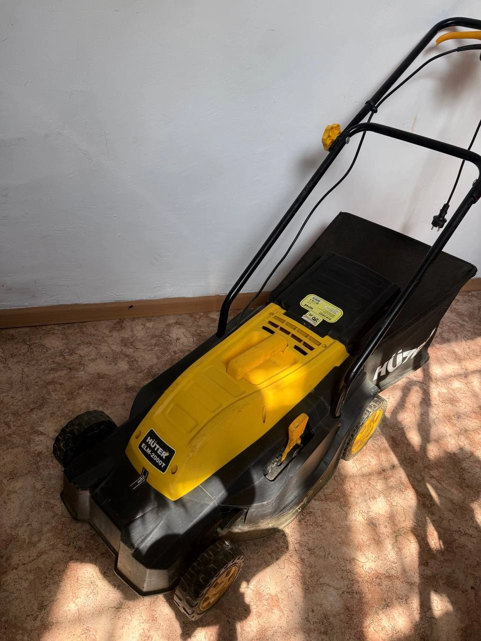 Газонокосилка Huter ELM-2000T