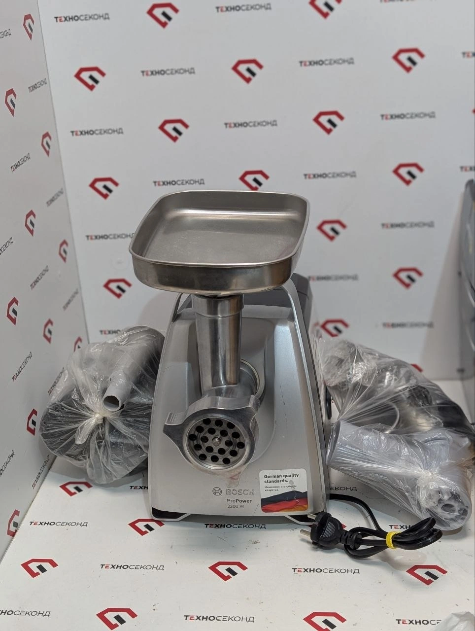 Мясорубка Bosch MFW68660