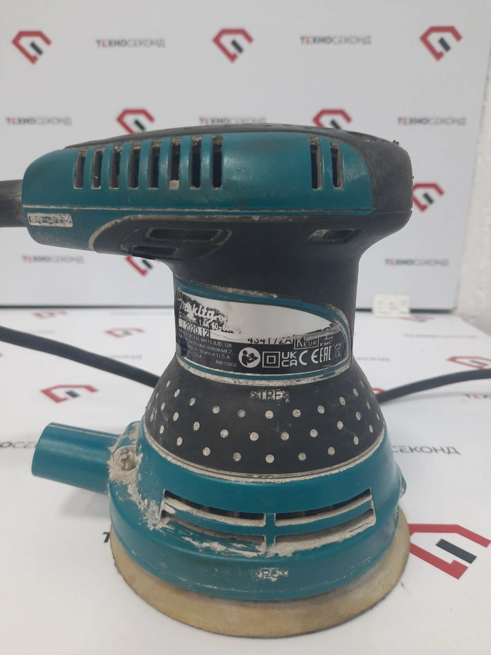 Эксцентриковая шлифмашина Makita BO5031K