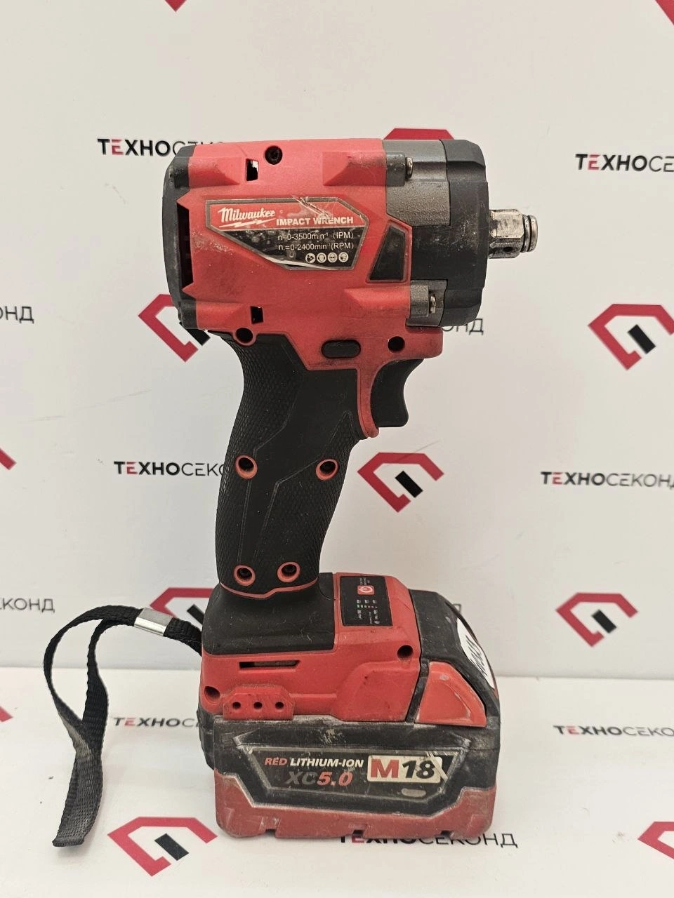 Гайковёрт ударный аккумуляторный Milwaukee M18 