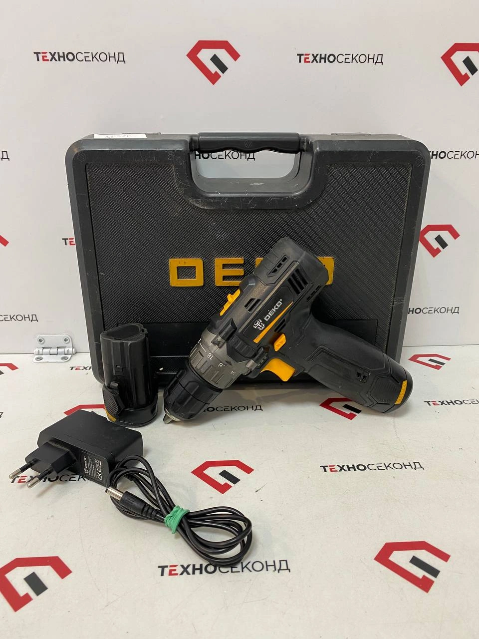 Дрель-шуруповерт Deko GCD12DU3