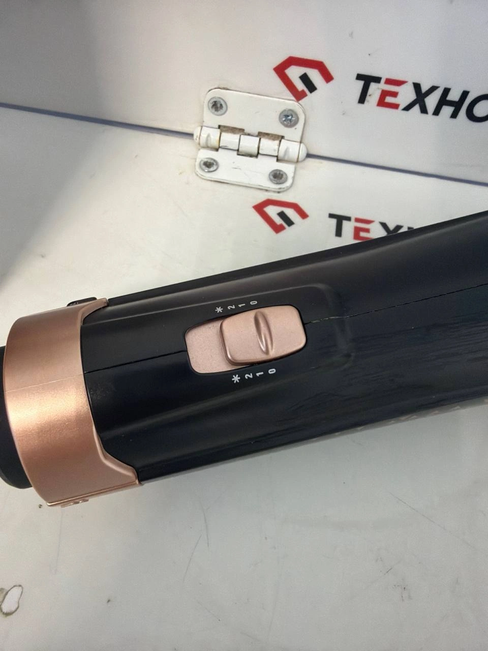 Фен-щетка Rowenta CF7819F0
