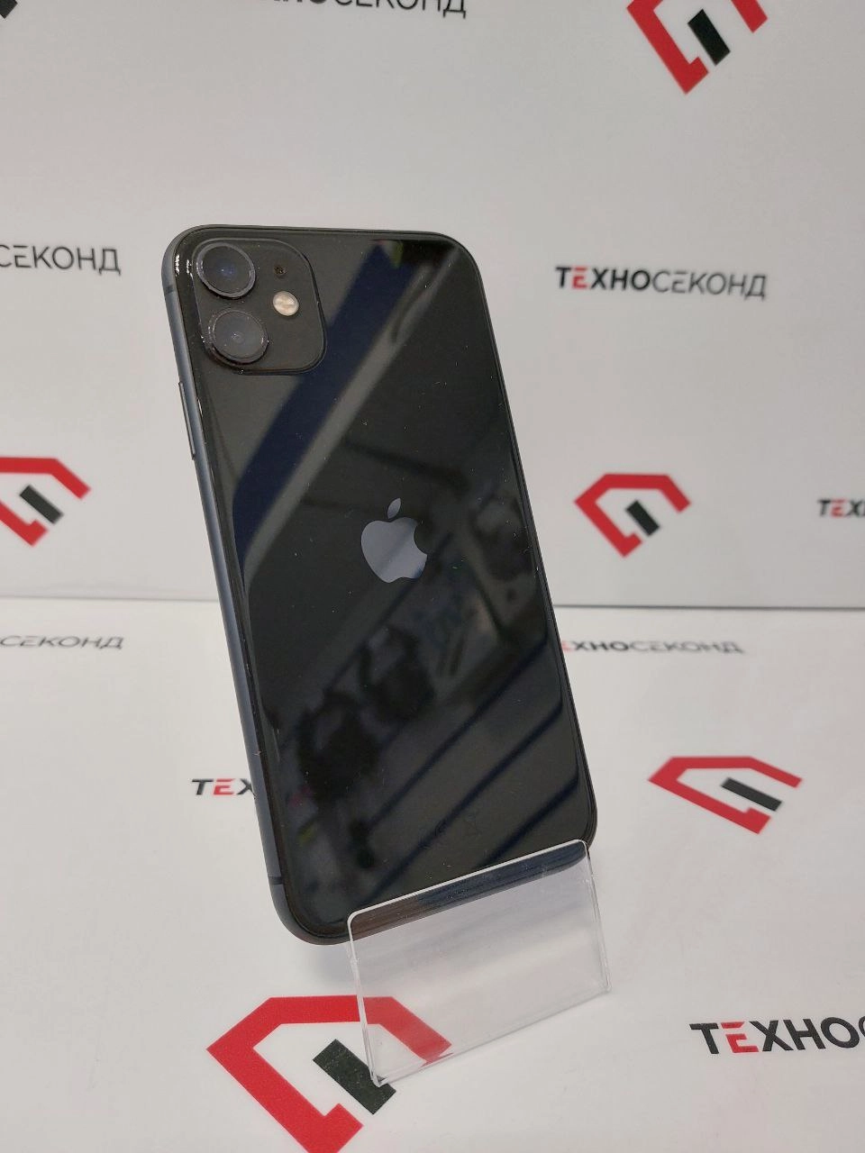 Смартфон Apple iPhone 11 64GB