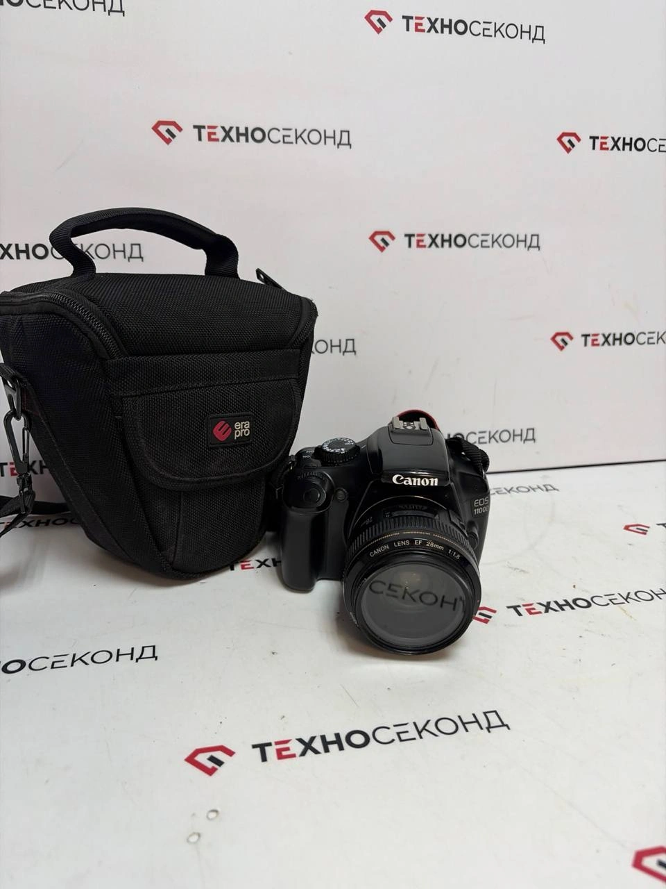 Зеркальный фотоаппарат Canon EOS 1100D 